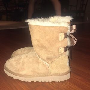 Girls Chestnut Bailey Bow UGG boots